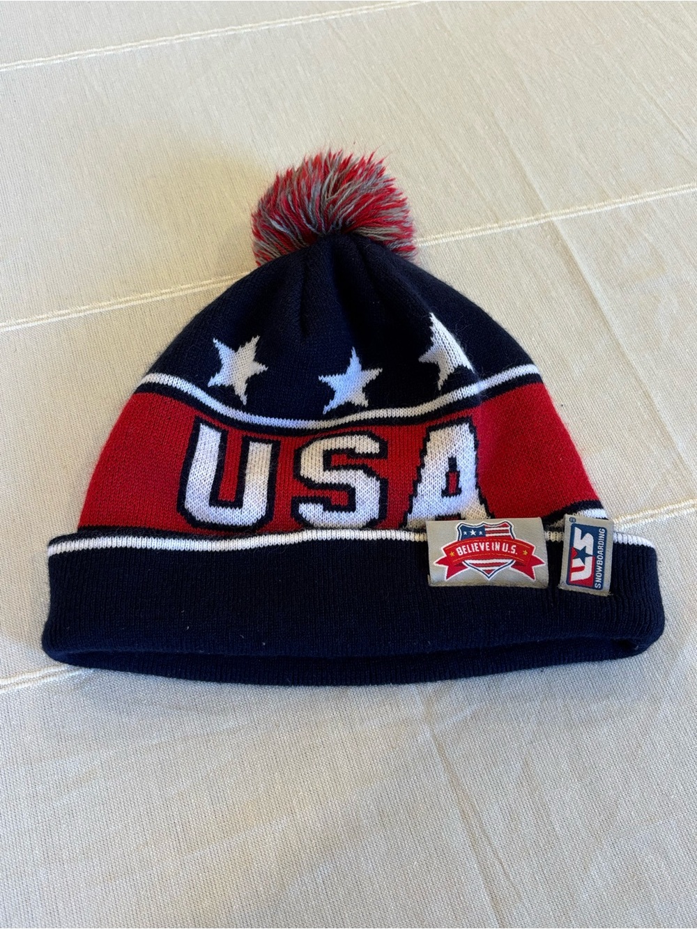USA Snowboarding Team Knit Pom Beanie Hat Red White Blue Stars One Size Winter